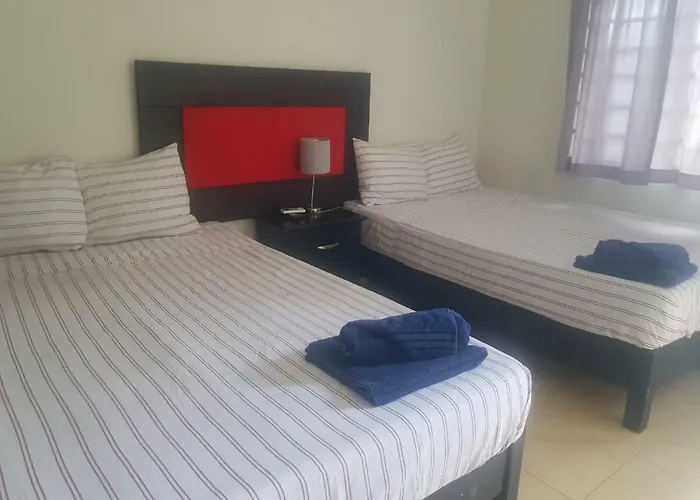 Suites Itzae Pensión Playa del Carmen